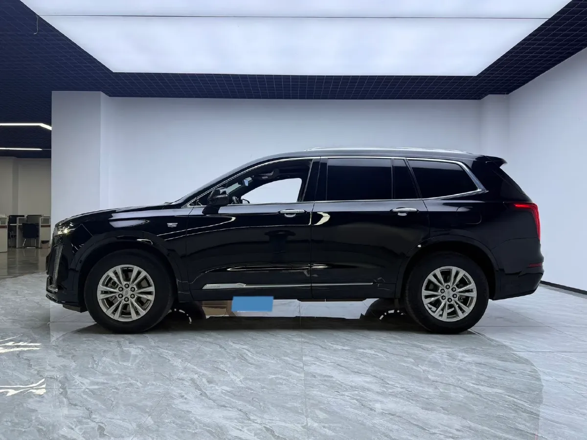 2022 Cadillac XT6 2.0T 237HP L4 9AT,autocango,china used car exporter,china ev exporter,chinese used car exporter,chinese used ev exporter