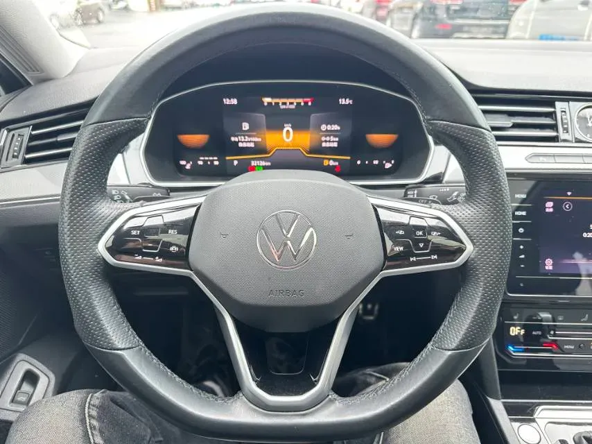 2023 Volkswagen Magotan 2.0T 186HP L4 7DCT,autocango,china used car exporter,china ev exporter,chinese used car exporter,chinese used ev exporter