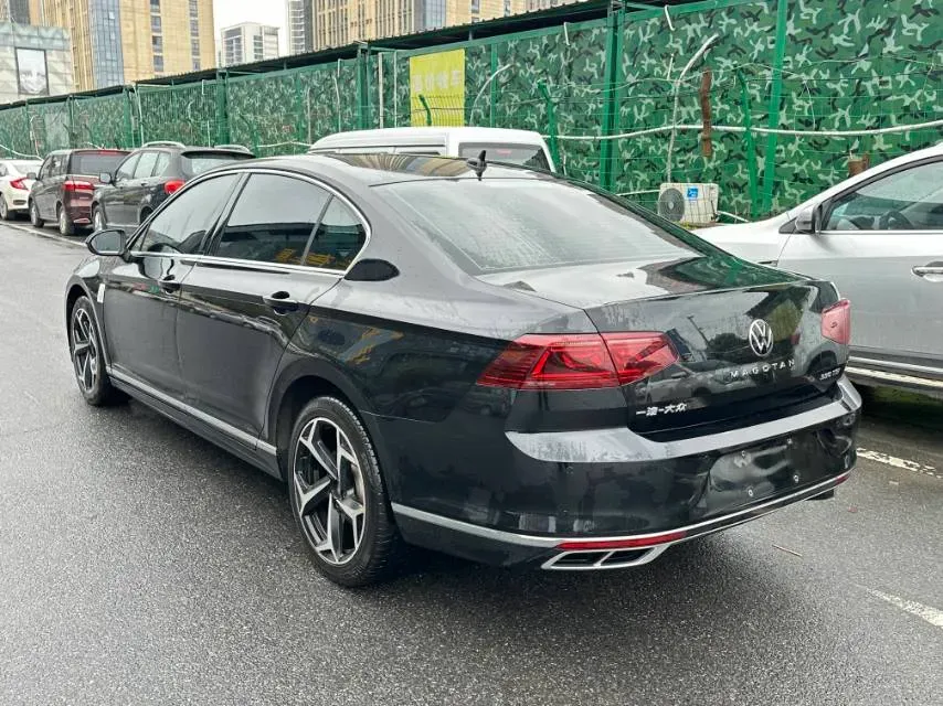 2023 Volkswagen Magotan 2.0T 186HP L4 7DCT,autocango,china used car exporter,china ev exporter,chinese used car exporter,chinese used ev exporter
