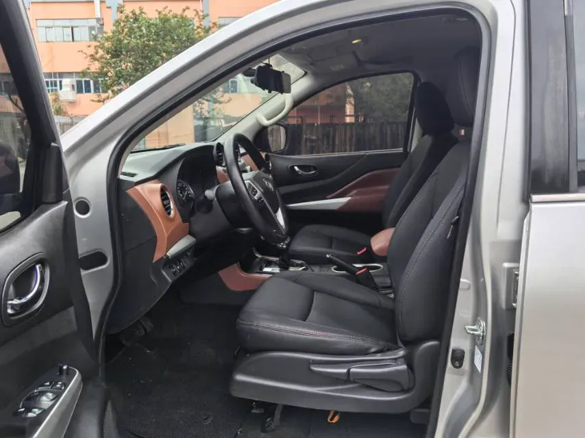 2020 Dongfeng RuiQi 6 2.3T 163HP L4 8AT,autocango,china used car exporter,china ev exporter,chinese used car exporter,chinese used ev exporter