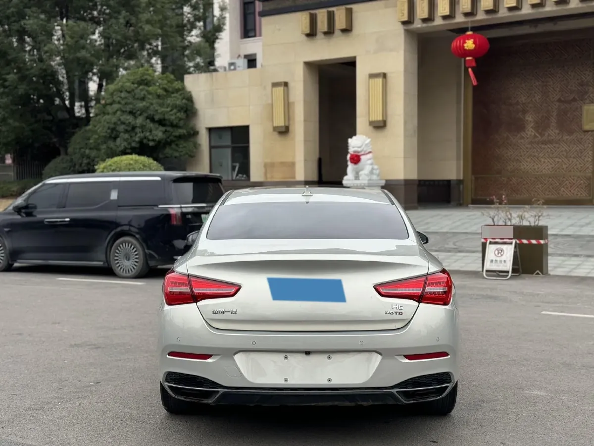 2019 HongQi H5 1.8T 180HP L4 6AT,autocango,china used car exporter,china ev exporter,chinese used car exporter,chinese used ev exporter