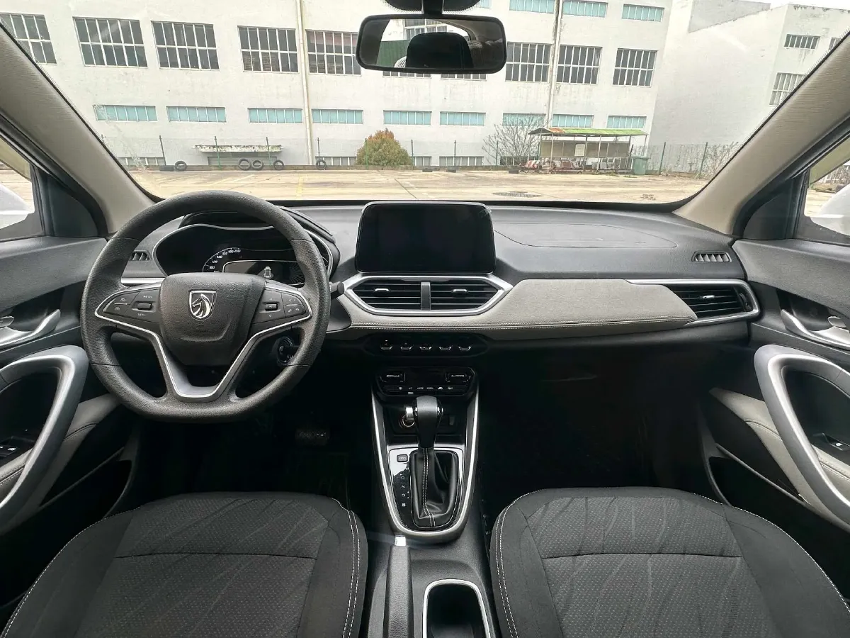 2019 BaoJun 510 1.5L 105HP L4 CVT,autocango,china used car exporter,china ev exporter,chinese used car exporter,chinese used ev exporter