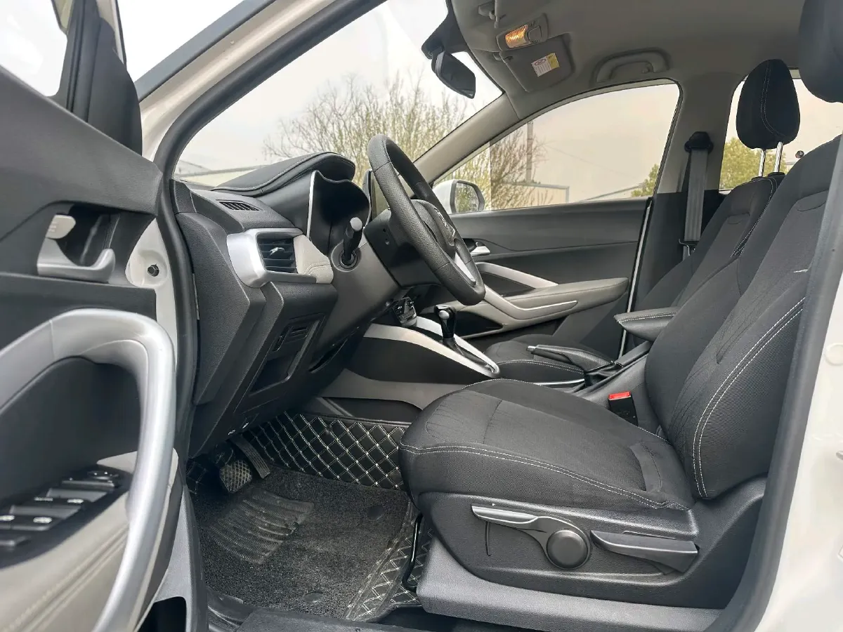 2019 BaoJun 510 1.5L 105HP L4 CVT,autocango,china used car exporter,china ev exporter,chinese used car exporter,chinese used ev exporter