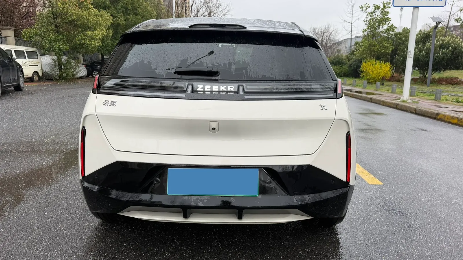 2025 Zeekr X BEV 66KWH,autocango,china used car exporter,china ev exporter,chinese used car exporter,chinese used ev exporter