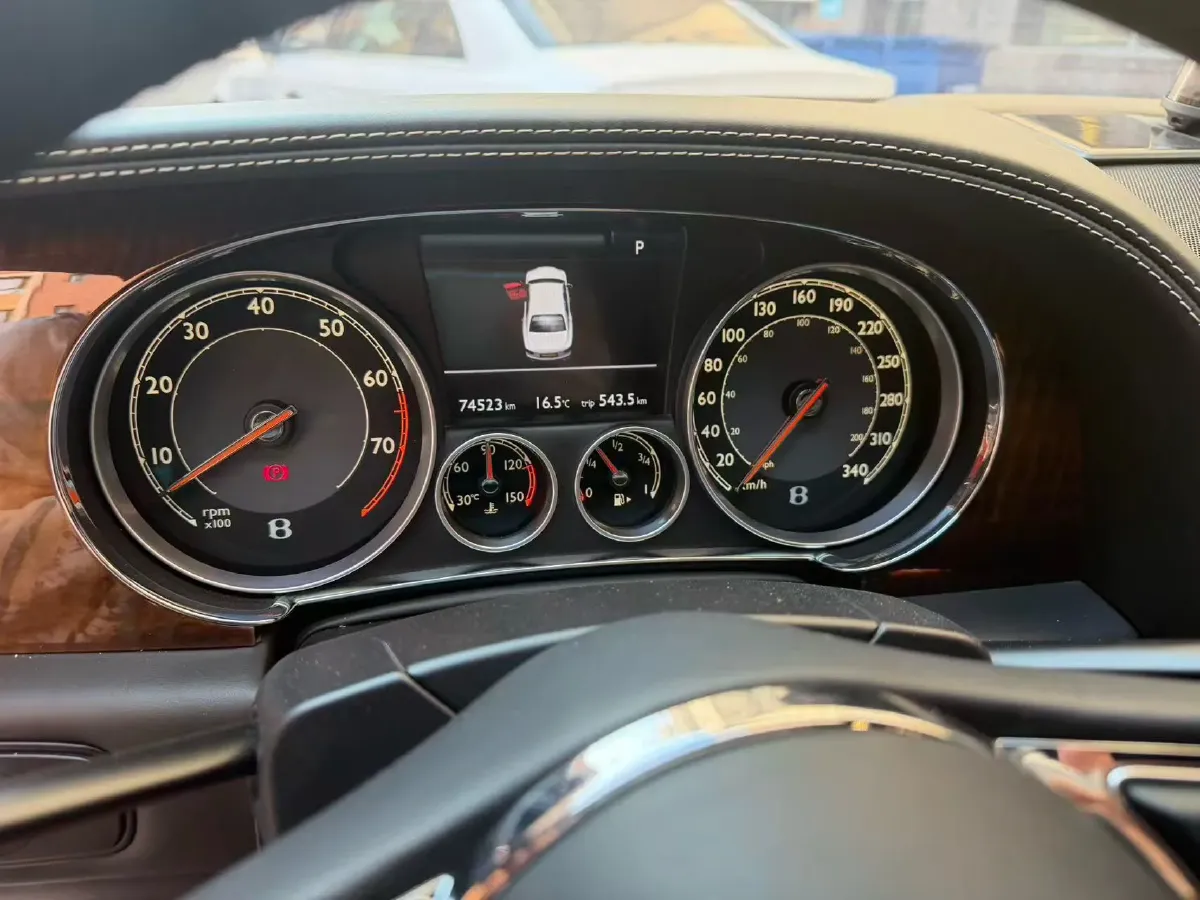 2017 Bentley Flying Spur 4.0T 507HP V8 8AT,autocango,china used car exporter,china ev exporter,chinese used car exporter,chinese used ev exporter