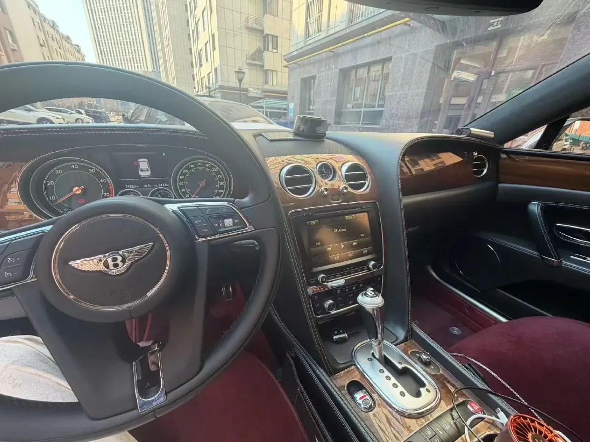 2017 Bentley Flying Spur 4.0T 507HP V8 8AT,autocango,china used car exporter,china ev exporter,chinese used car exporter,chinese used ev exporter