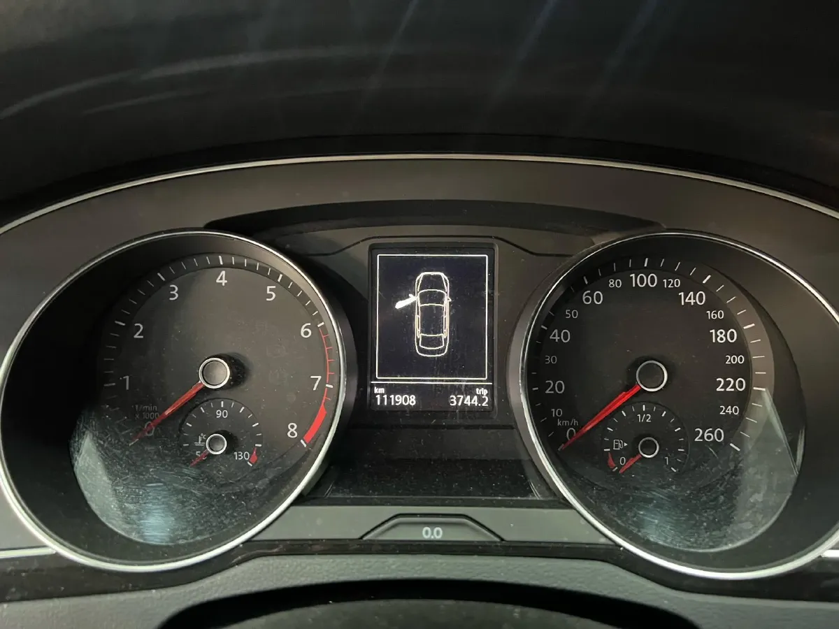 2019 Volkswagen Magotan 2.0T 186HP L4 7DCT,autocango,china used car exporter,china ev exporter,chinese used car exporter,chinese used ev exporter