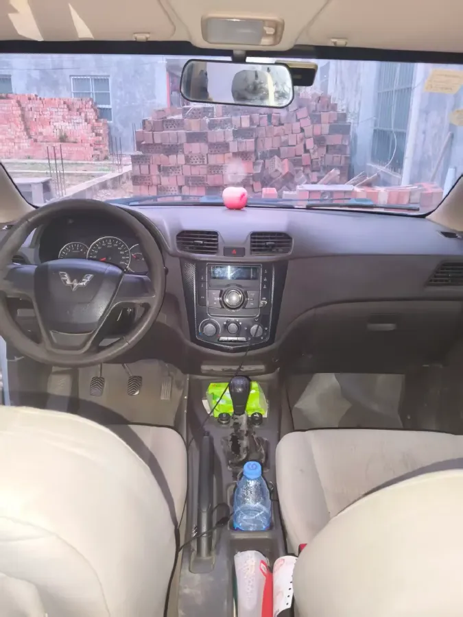 2015 WuLing HongGuang 1.5L 112HP L4 5MT,autocango,china used car exporter,china ev exporter,chinese used car exporter,chinese used ev exporter