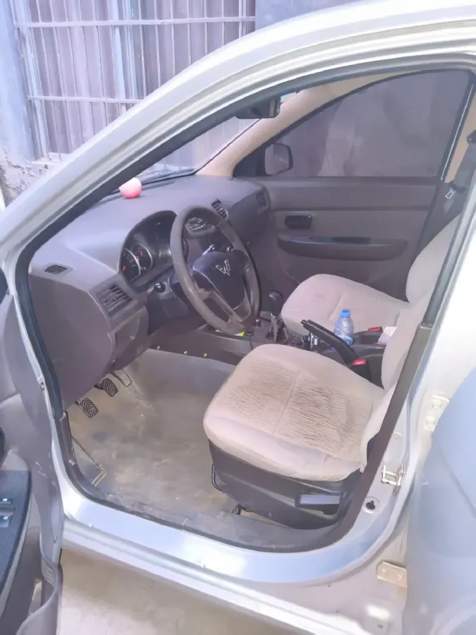 2015 WuLing HongGuang 1.5L 112HP L4 5MT,autocango,china used car exporter,china ev exporter,chinese used car exporter,chinese used ev exporter