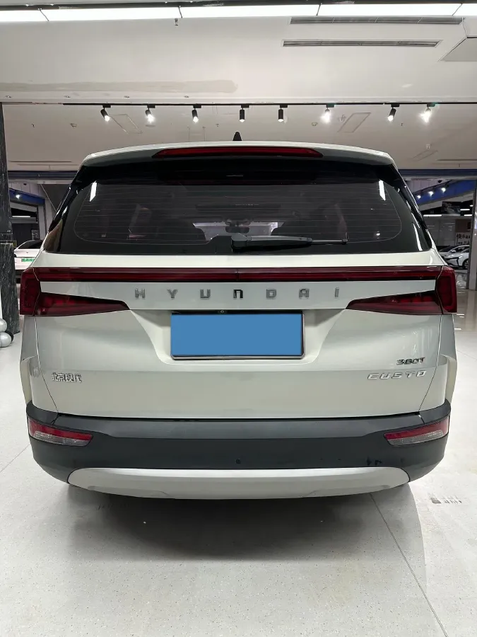 2021 Hyundai Custo 2.0T 236HP L4 8AT,autocango,china used car exporter,china ev exporter,chinese used car exporter,chinese used ev exporter