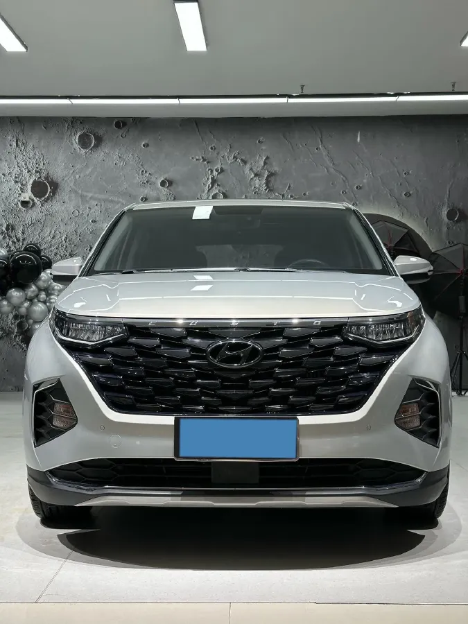 2021 Hyundai Custo 2.0T 236HP L4 8AT,autocango,china used car exporter,china ev exporter,chinese used car exporter,chinese used ev exporter
