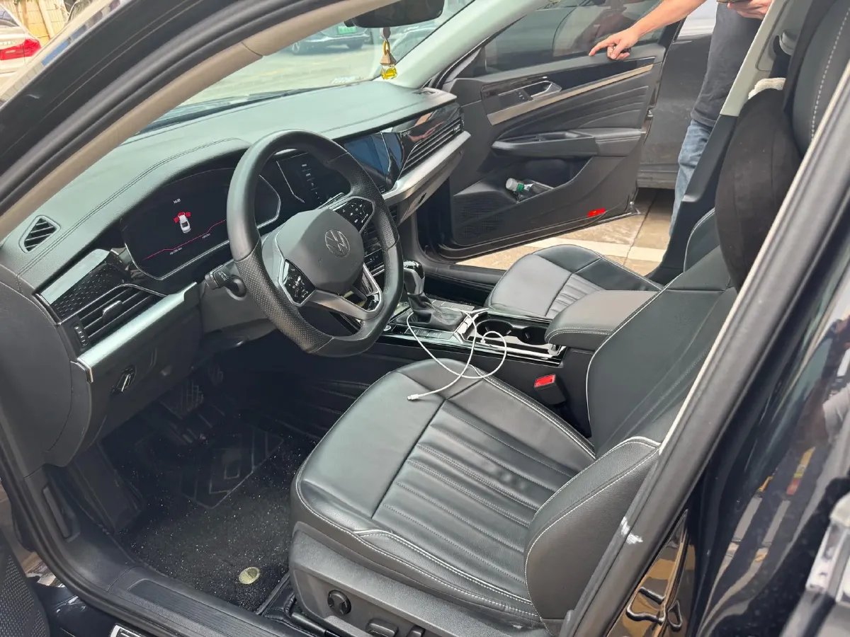 2023 Volkswagen Passat 1.4T 150HP L4 7DCT,autocango,china used car exporter,china ev exporter,chinese used car exporter,chinese used ev exporter