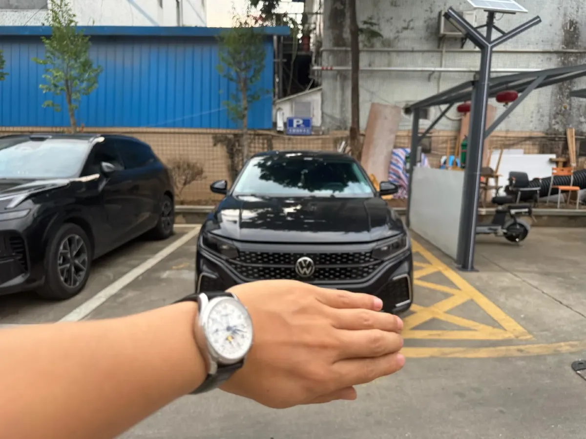 2023 Volkswagen Passat 1.4T 150HP L4 7DCT,autocango,china used car exporter,china ev exporter,chinese used car exporter,chinese used ev exporter