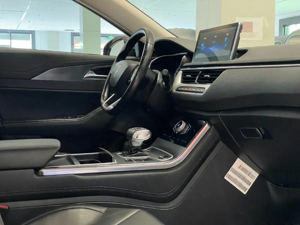 2022 HongQi H5 1.5T 169HP L4 7DCT,autocango,china used car exporter,china ev exporter,chinese used car exporter,chinese used ev exporter