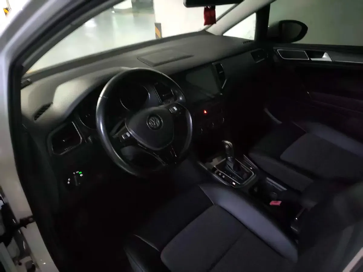 2018 Volkswagen Golf Sportsvan 1.4T 131HP L4 7DCT,autocango,china used car exporter,china ev exporter,chinese used car exporter,chinese used ev exporter