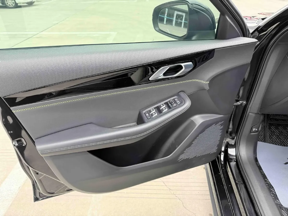 2023 MAXUS G50 1.5T 181HP L4 7DCT,autocango,china used car exporter,china ev exporter,chinese used car exporter,chinese used ev exporter