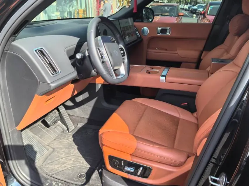 2024 Li L9 Range Extended 154HP REEV 52.3KWH,autocango,china used car exporter,china ev exporter,chinese used car exporter,chinese used ev exporter