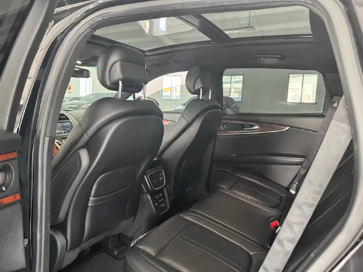 2018 Lincoln MKX 2.7T 340HP V6 6AT,autocango,china used car exporter,china ev exporter,chinese used car exporter,chinese used ev exporter