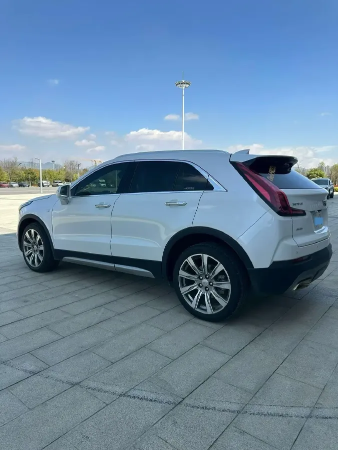 2020 Cadillac XT4 2.0T 241HP L4 9AT,autocango,china used car exporter,china ev exporter,chinese used car exporter,chinese used ev exporter