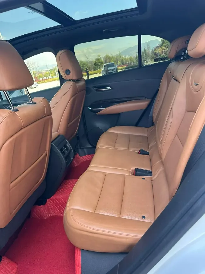 2020 Cadillac XT4 2.0T 241HP L4 9AT,autocango,china used car exporter,china ev exporter,chinese used car exporter,chinese used ev exporter