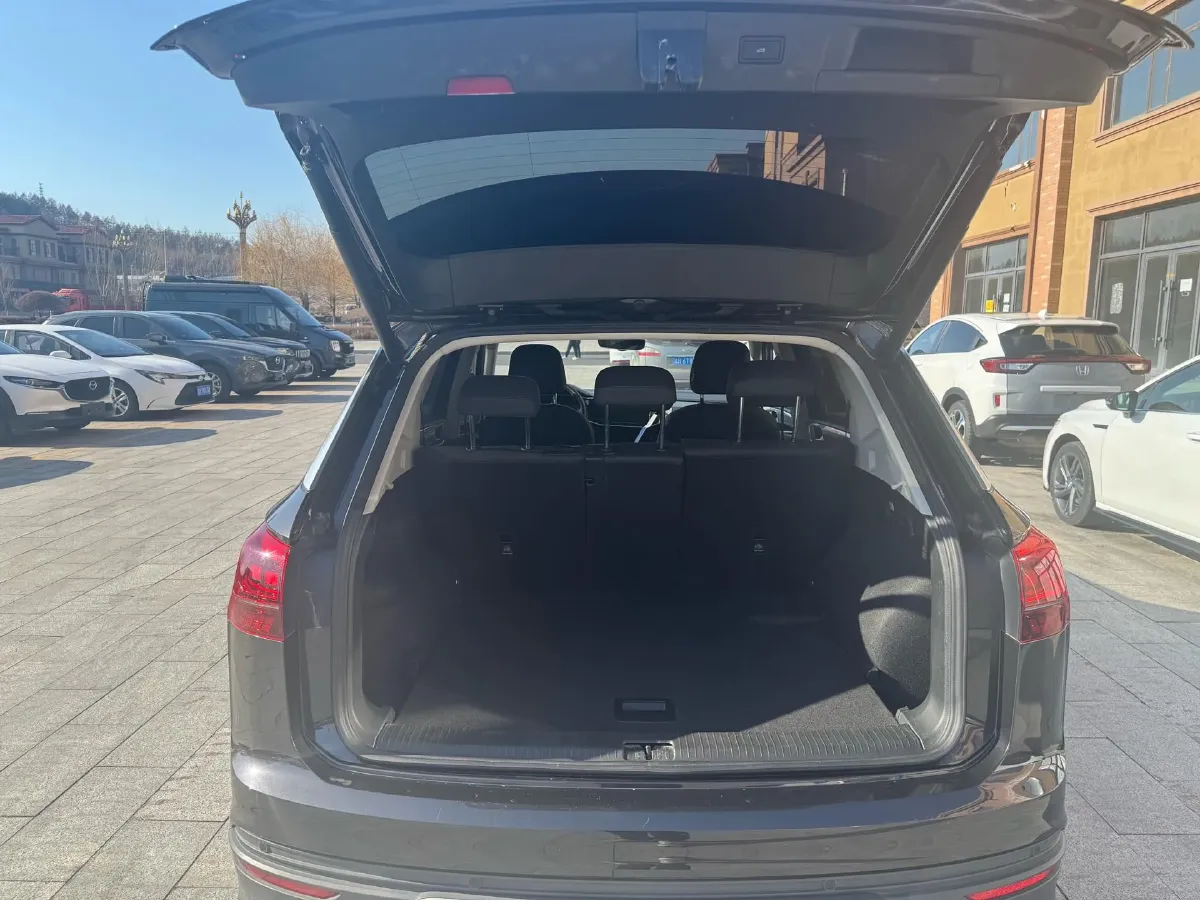 2021 Volkswagen Tayron 1.4T 150HP L4 7DCT,autocango,china used car exporter,china ev exporter,chinese used car exporter,chinese used ev exporter