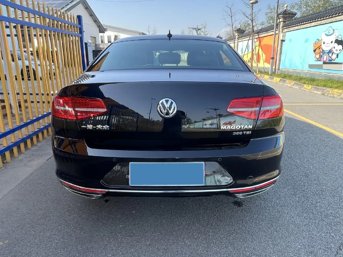 2019 Volkswagen Tayron 2.0T 186HP L4 7DCT,autocango,china used car exporter,china ev exporter,chinese used car exporter,chinese used ev exporter