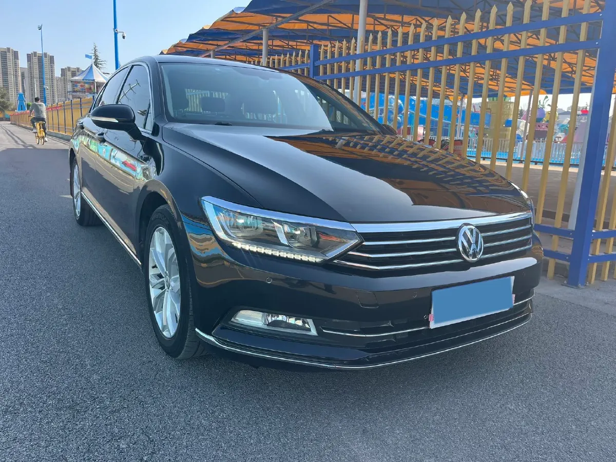 2019 Volkswagen Tayron 2.0T 186HP L4 7DCT,autocango,china used car exporter,china ev exporter,chinese used car exporter,chinese used ev exporter