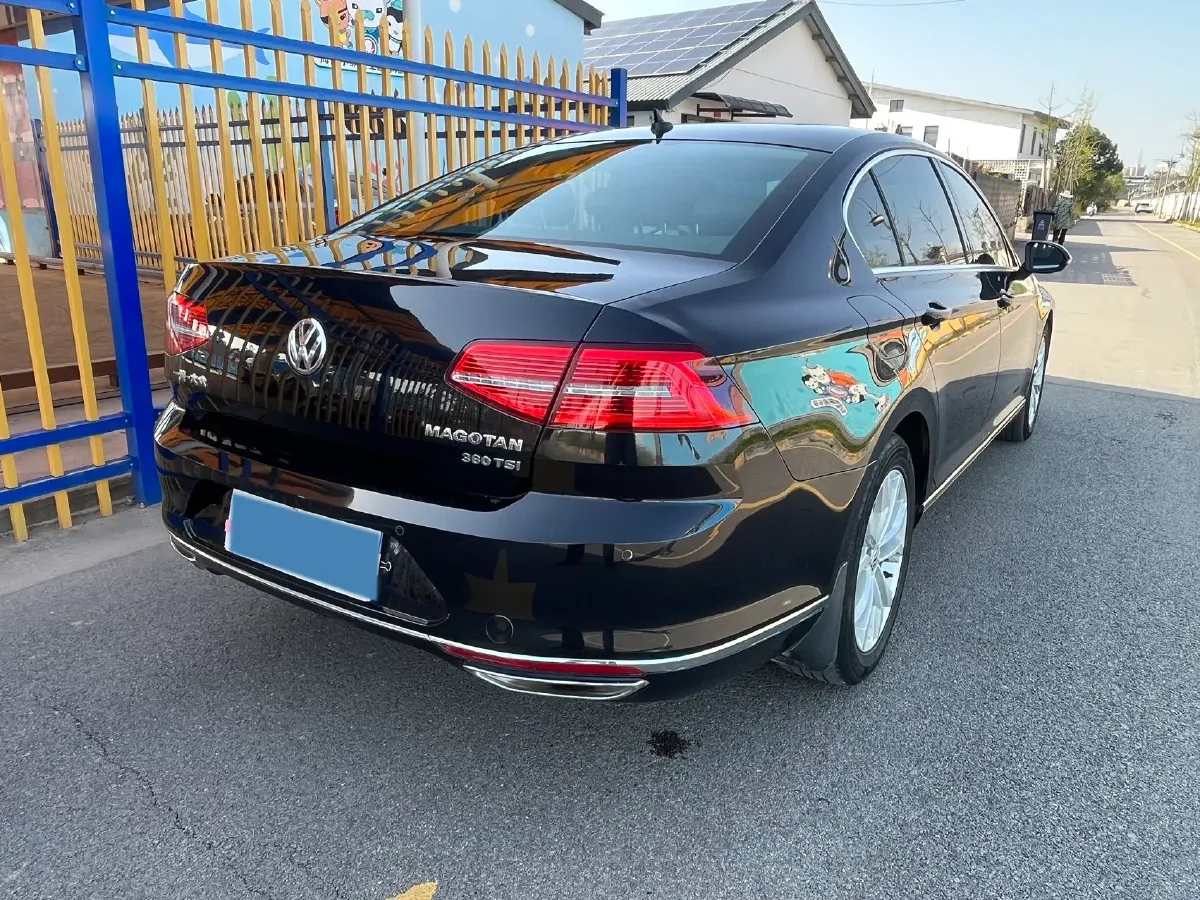2019 Volkswagen Tayron 2.0T 186HP L4 7DCT,autocango,china used car exporter,china ev exporter,chinese used car exporter,chinese used ev exporter