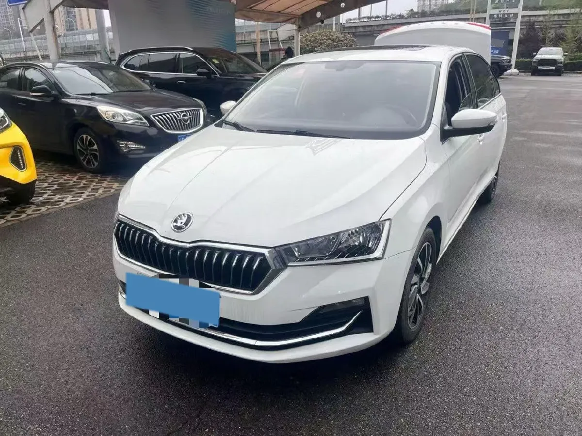 2020 Skoda Rapid 1.5L 112HP L4 6AT,autocango,china used car exporter,china ev exporter,chinese used car exporter,chinese used ev exporter