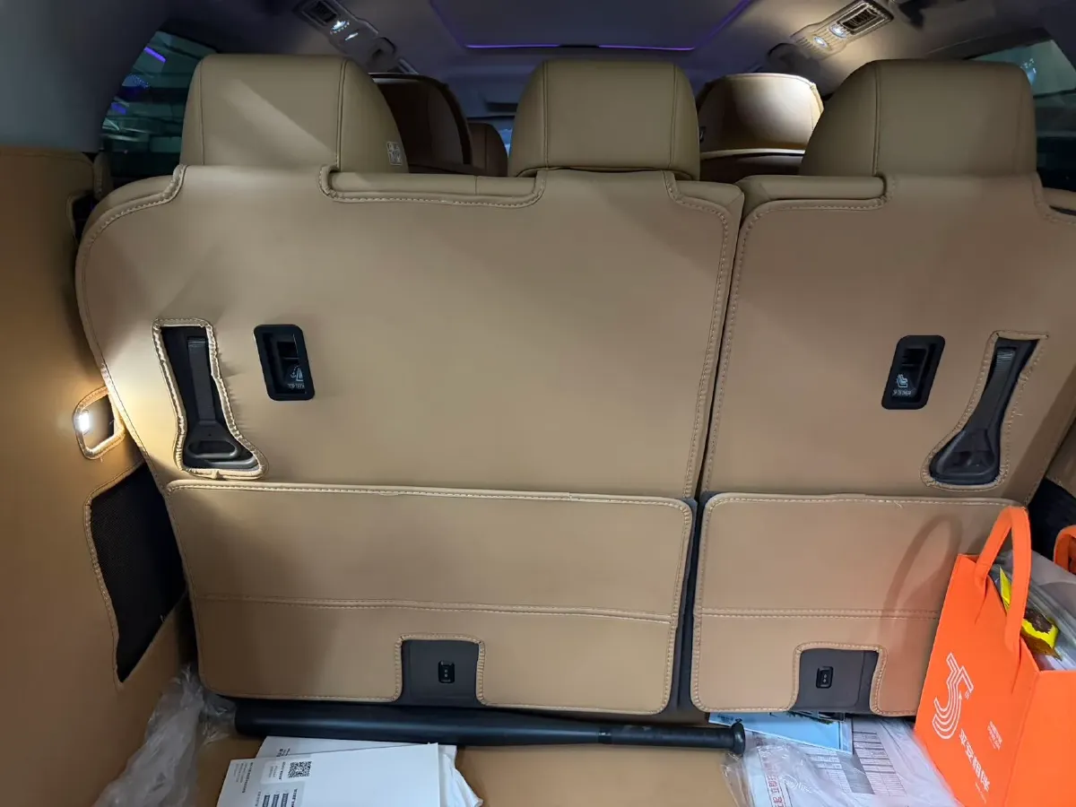 2022 Mercedes-Benz GLC Class 2.0T 197HP L4 9AT,autocango,china used car exporter,china ev exporter,chinese used car exporter,chinese used ev exporter