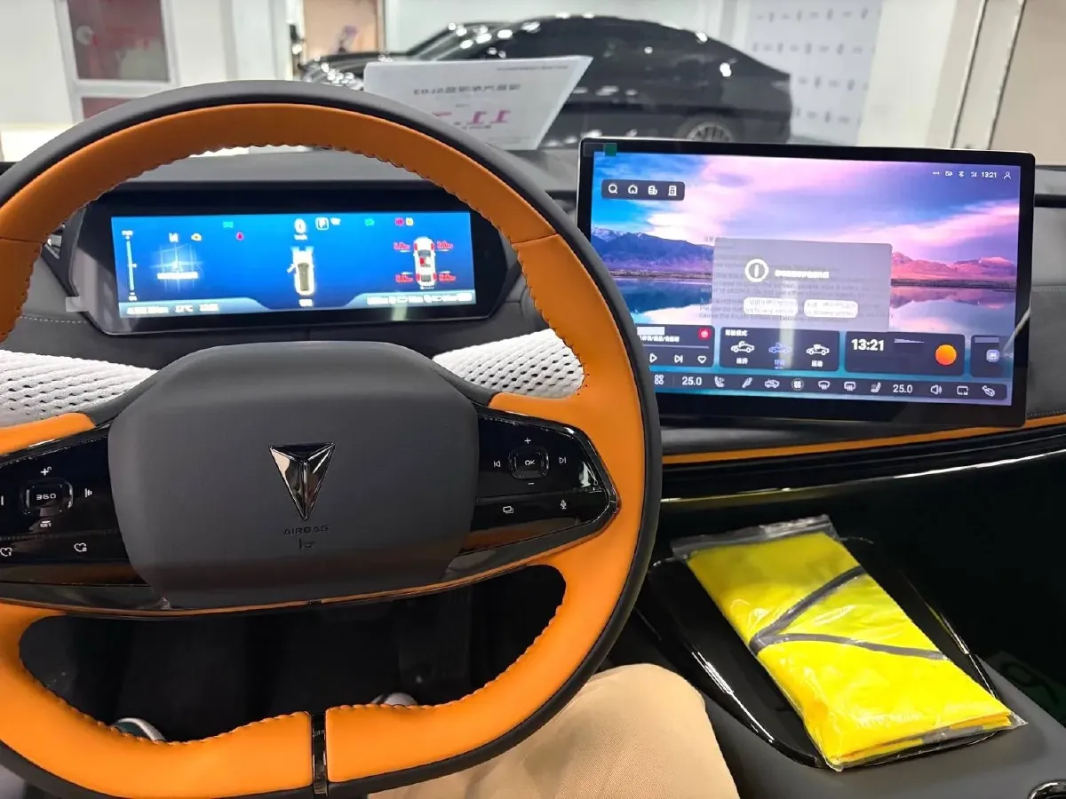 2025 Deepal SL03 1.5L 95HP L4 REEV 18.99KWH,autocango,china used car exporter,china ev exporter,chinese used car exporter,chinese used ev exporter