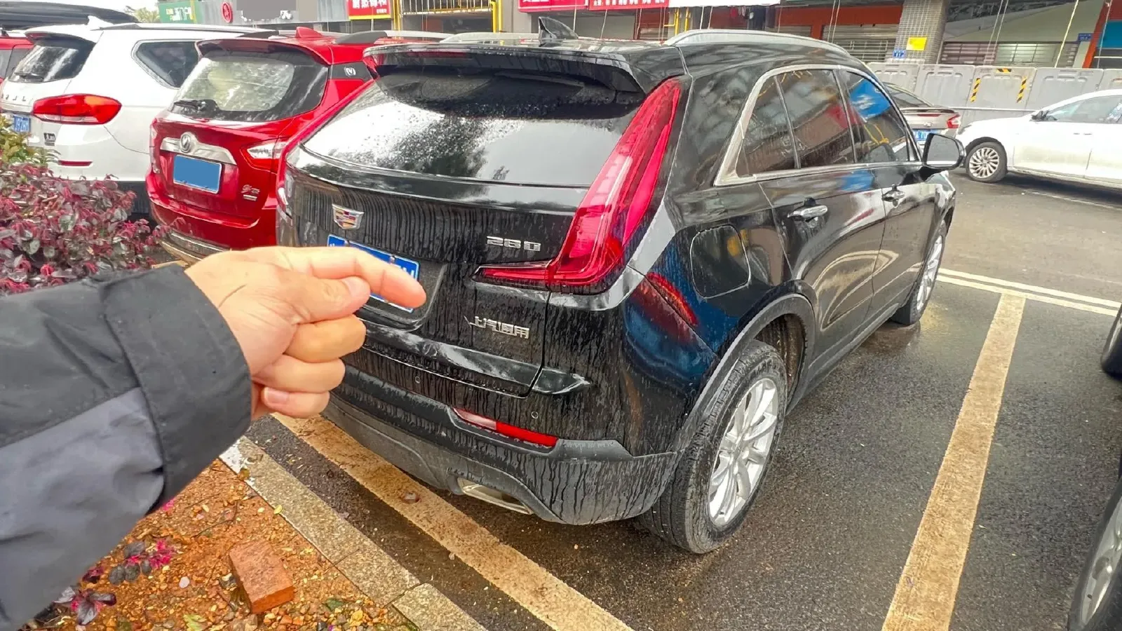 2021 Cadillac XT4 2.0T 237HP L4 9AT,autocango,china used car exporter,china ev exporter,chinese used car exporter,chinese used ev exporter