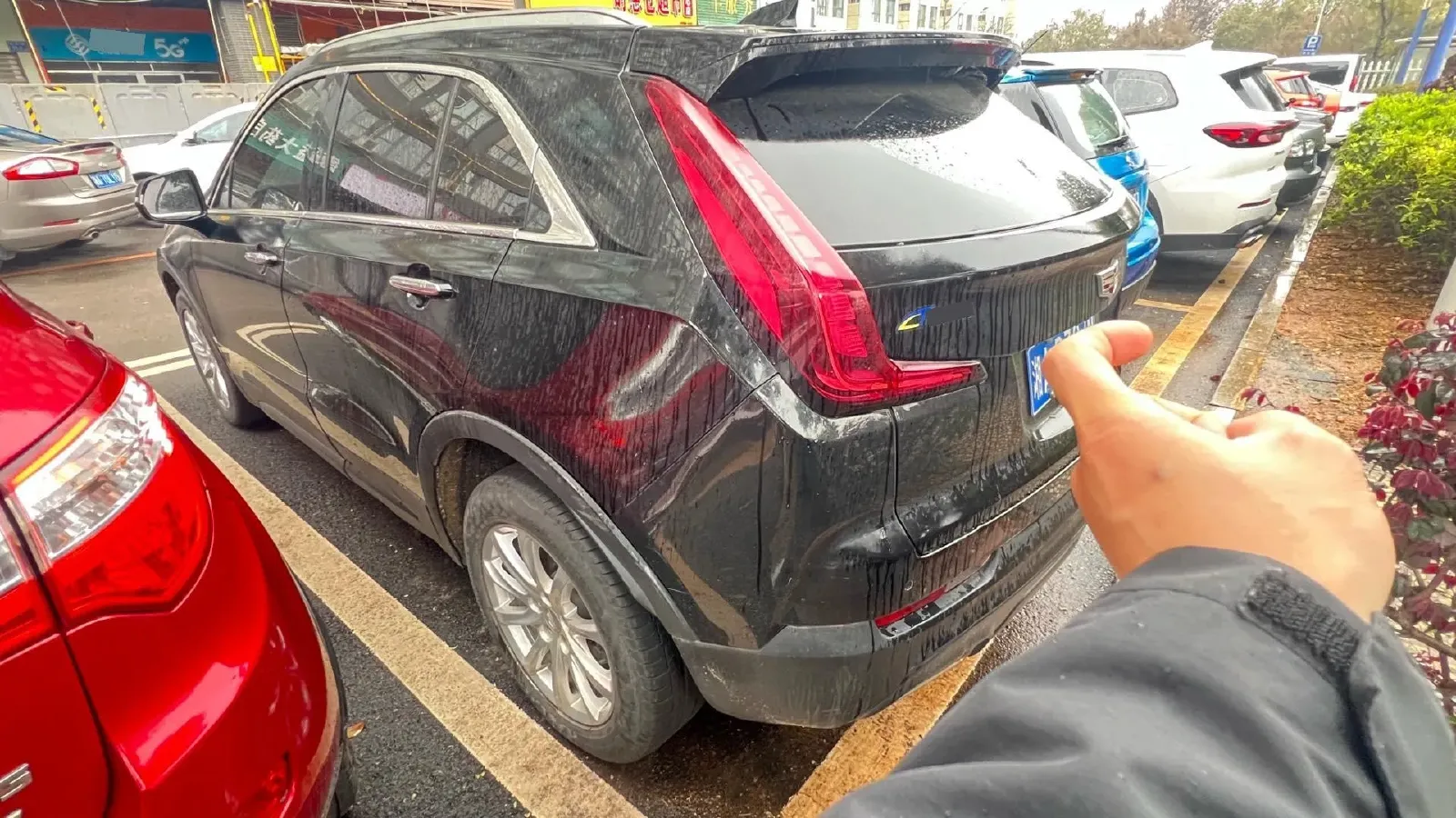 2021 Cadillac XT4 2.0T 237HP L4 9AT,autocango,china used car exporter,china ev exporter,chinese used car exporter,chinese used ev exporter