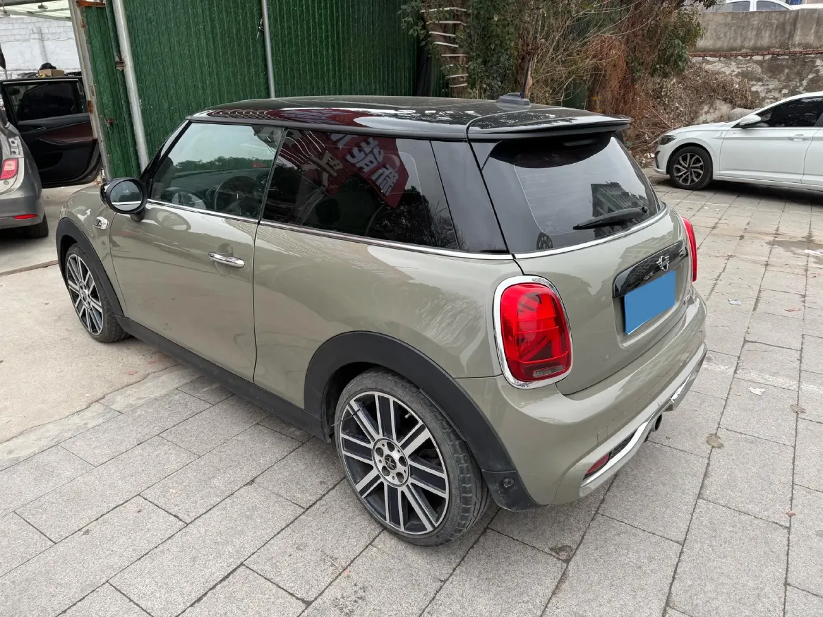 2018 Infiniti QX50 2.0T 245HP L4 CVT,autocango,china used car exporter,china ev exporter,chinese used car exporter,chinese used ev exporter