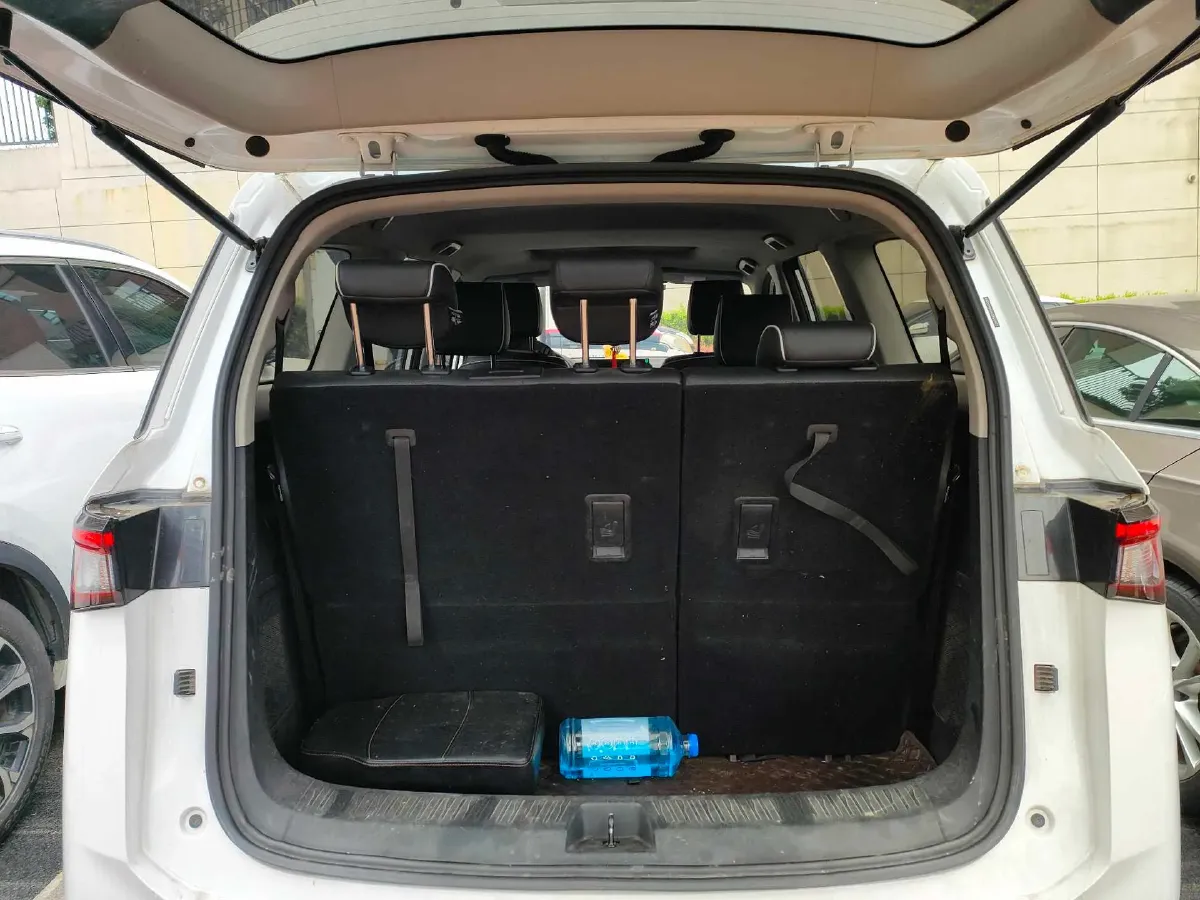 2022 WuLing KaiJie 1.5T 147HP L4 CVT,autocango,china used car exporter,china ev exporter,chinese used car exporter,chinese used ev exporter