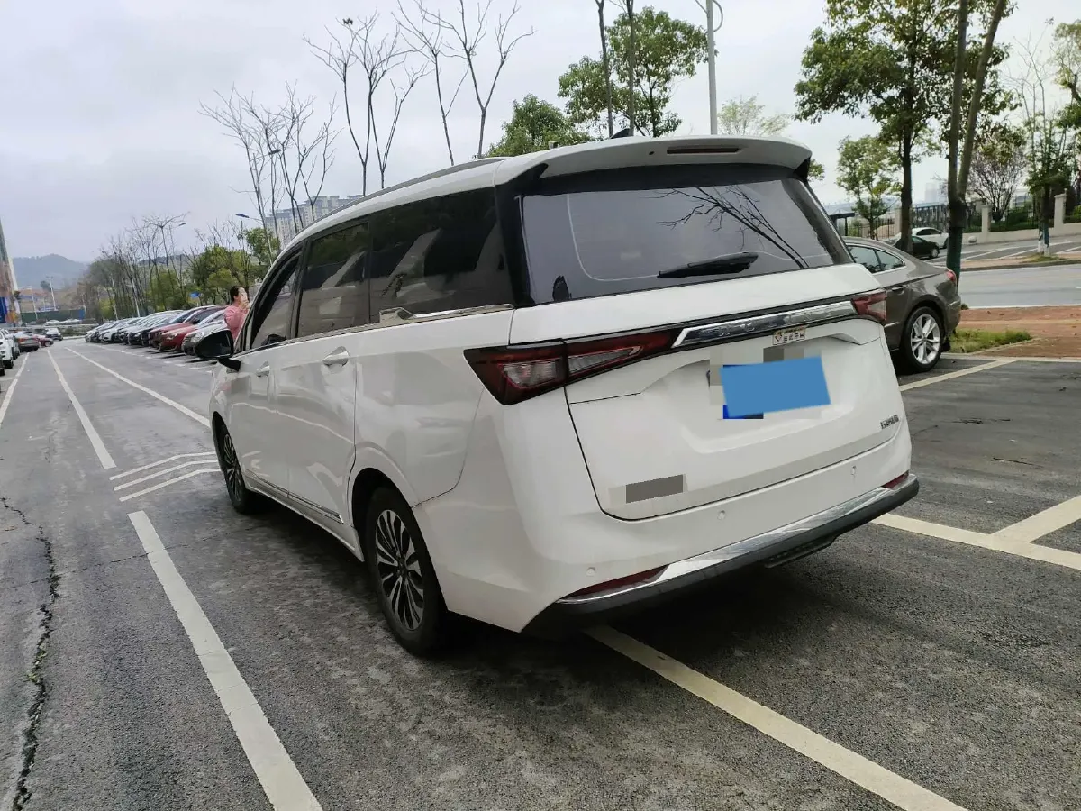 2022 WuLing KaiJie 1.5T 147HP L4 CVT,autocango,china used car exporter,china ev exporter,chinese used car exporter,chinese used ev exporter