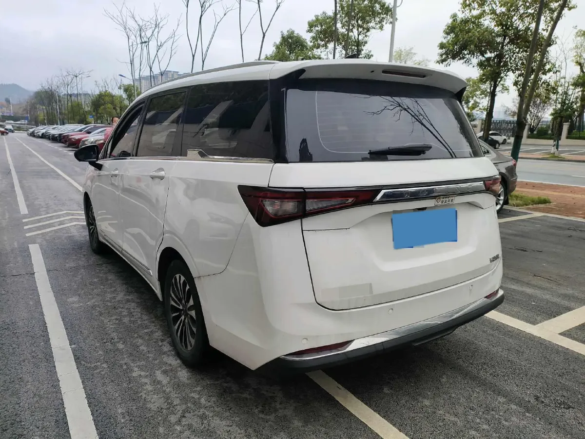 2022 WuLing KaiJie 1.5T 147HP L4 CVT,autocango,china used car exporter,china ev exporter,chinese used car exporter,chinese used ev exporter