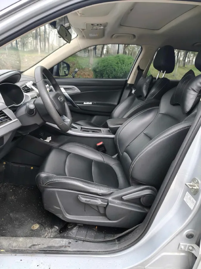 2021 Geely Azkarra 1.8T 184HP L4 7DCT,autocango,china used car exporter,china ev exporter,chinese used car exporter,chinese used ev exporter