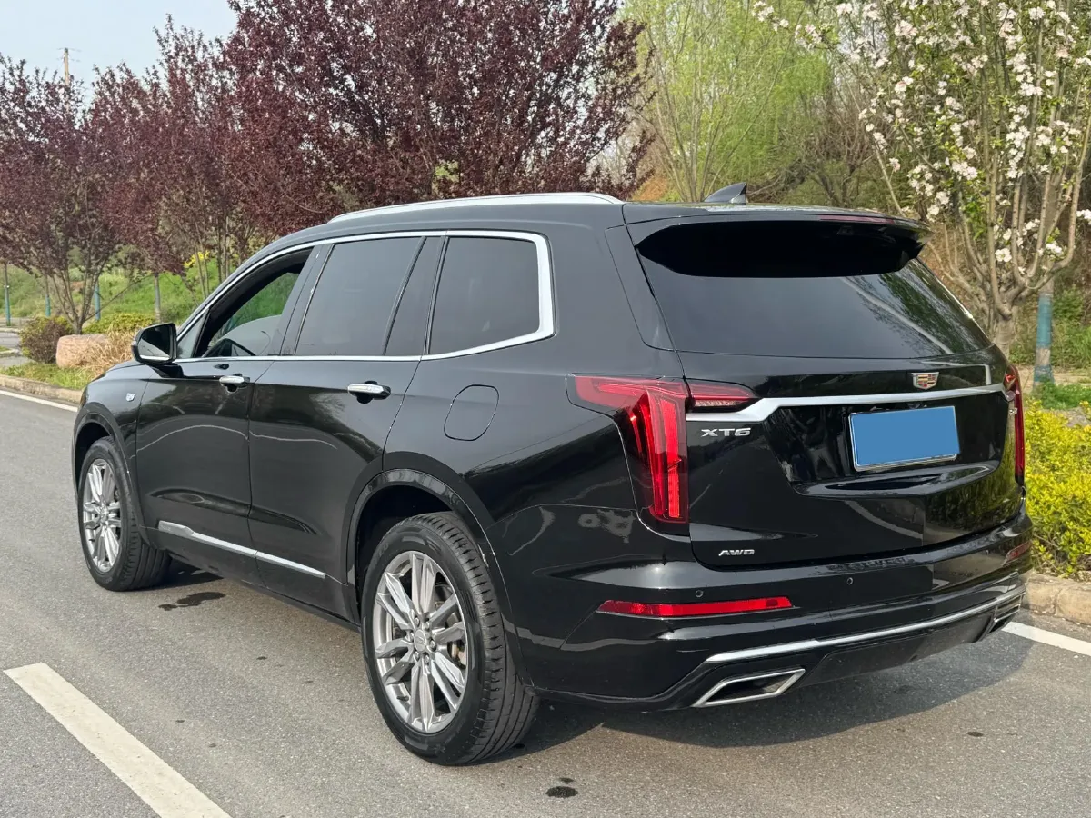 2022 Cadillac XT6 2.0T 237HP L4 9AT,autocango,china used car exporter,china ev exporter,chinese used car exporter,chinese used ev exporter