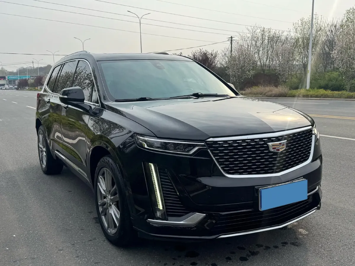 2022 Cadillac XT6 2.0T 237HP L4 9AT,autocango,china used car exporter,china ev exporter,chinese used car exporter,chinese used ev exporter