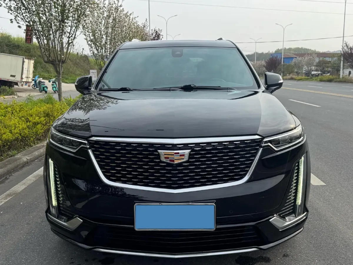2022 Cadillac XT6 2.0T 237HP L4 9AT,autocango,china used car exporter,china ev exporter,chinese used car exporter,chinese used ev exporter