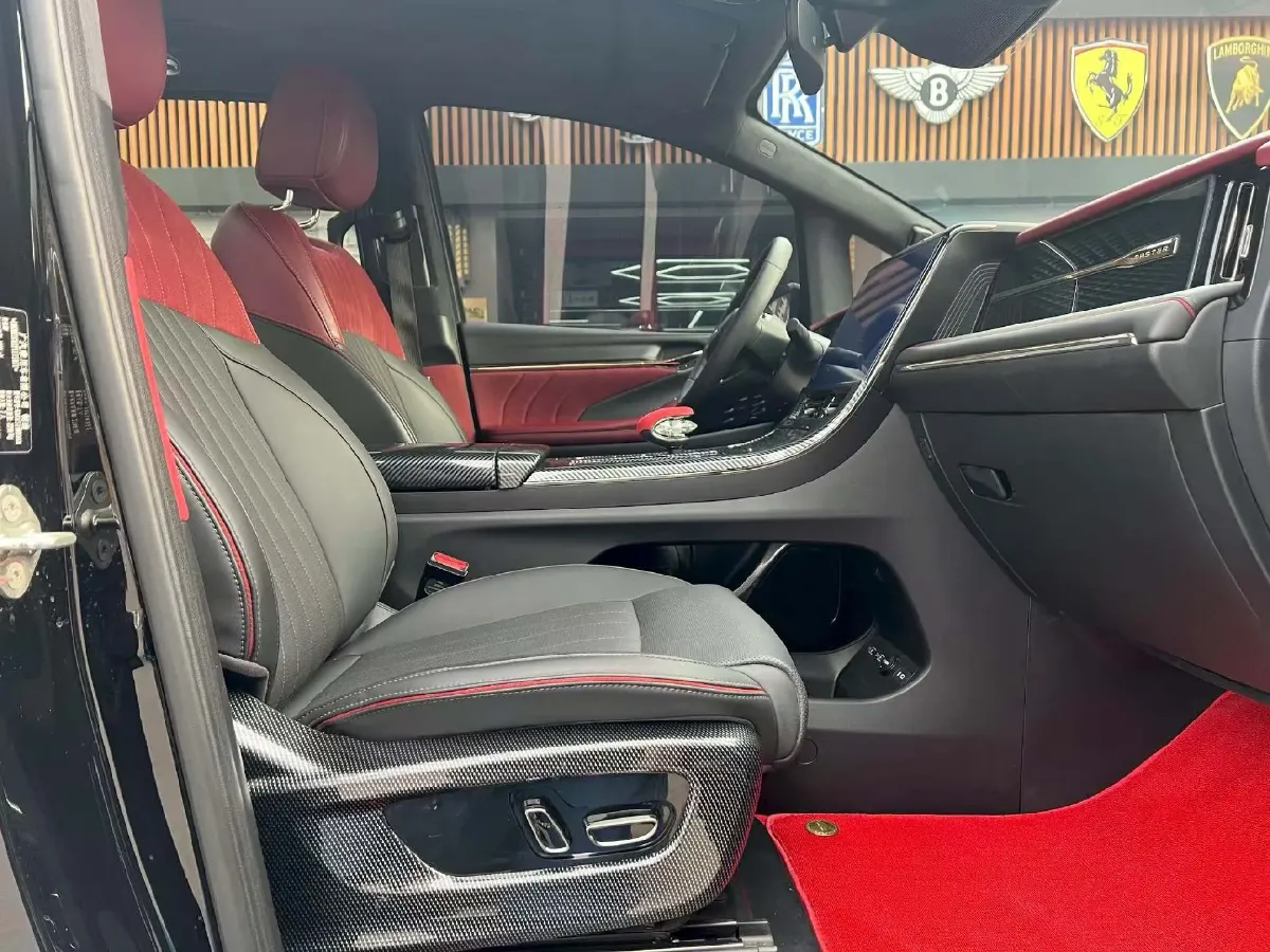 2023 GAC Trumpchi M8 2.0T 252HP L4 8AT,autocango,china used car exporter,china ev exporter,chinese used car exporter,chinese used ev exporter