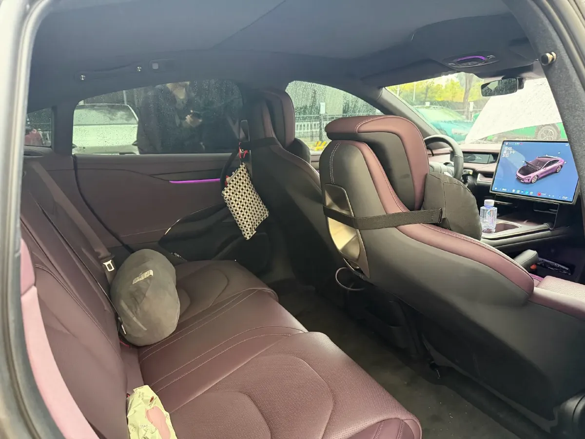 2024 MI SU7 BEV 73.6KWH,autocango,china used car exporter,china ev exporter,chinese used car exporter,chinese used ev exporter