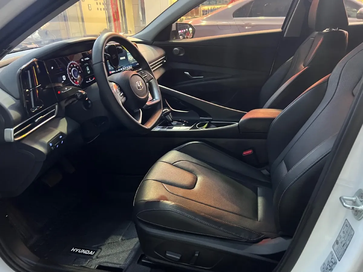 2022 Hyundai Elantra 1.5L 115HP L4 CVT,autocango,china used car exporter,china ev exporter,chinese used car exporter,chinese used ev exporter