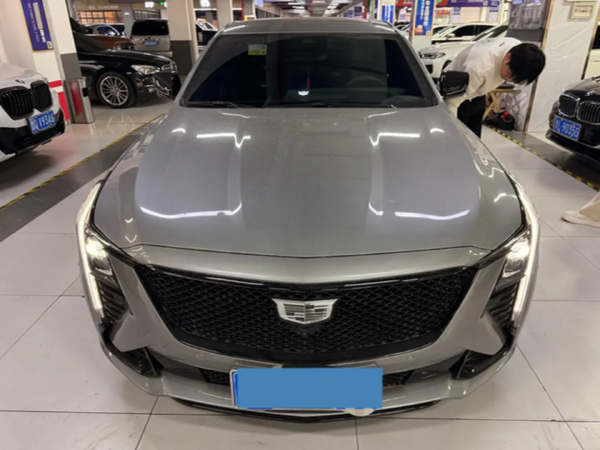 2025 Cadillac CT5 2.0T 237HP L4 10AT,autocango,china used car exporter,china ev exporter,chinese used car exporter,chinese used ev exporter
