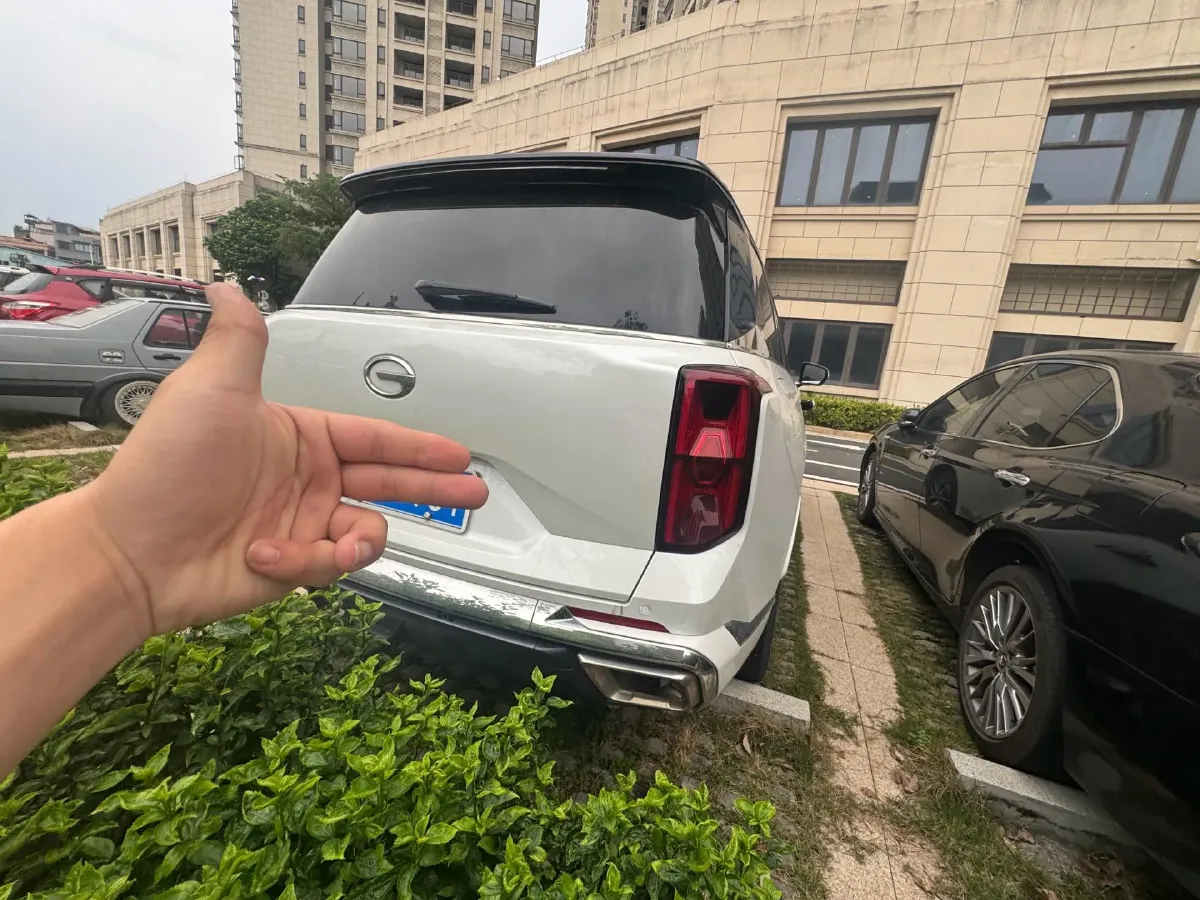 2022 GAC Trumpchi GS8 2.0T 190HP L4 E-CVT Hybrid,autocango,china used car exporter,china ev exporter,chinese used car exporter,chinese used ev exporter