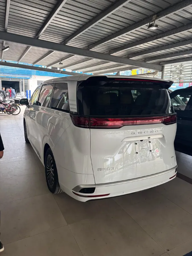 2024 Denza D9 1.5T 139HP L4 E-CVT PHEV 40KWH,autocango,china used car exporter,china ev exporter,chinese used car exporter,chinese used ev exporter