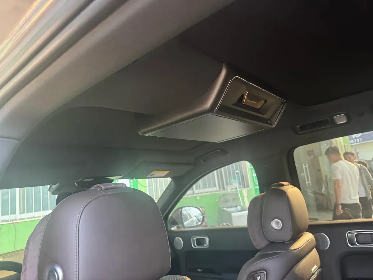 2023 Li L8 Range Extended 154HP REEV 40.9KWH,autocango,china used car exporter,china ev exporter,chinese used car exporter,chinese used ev exporter