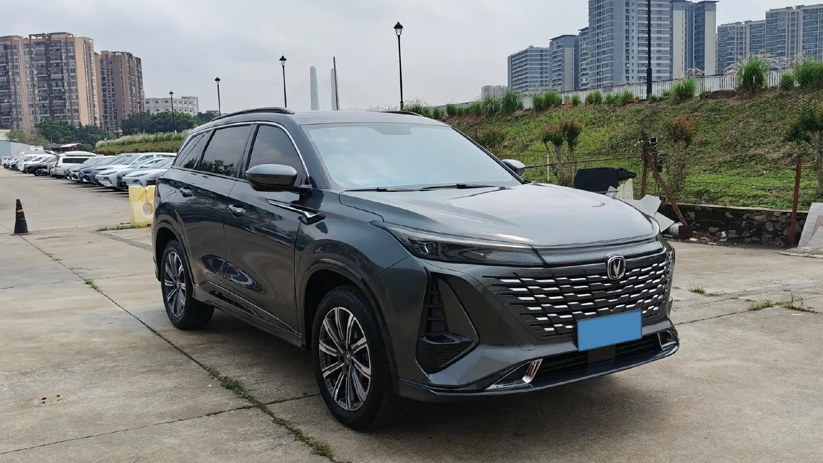 2024 ChangAn CS75 Plus 1.5T 188HP L4 8AT,autocango,china used car exporter,china ev exporter,chinese used car exporter,chinese used ev exporter