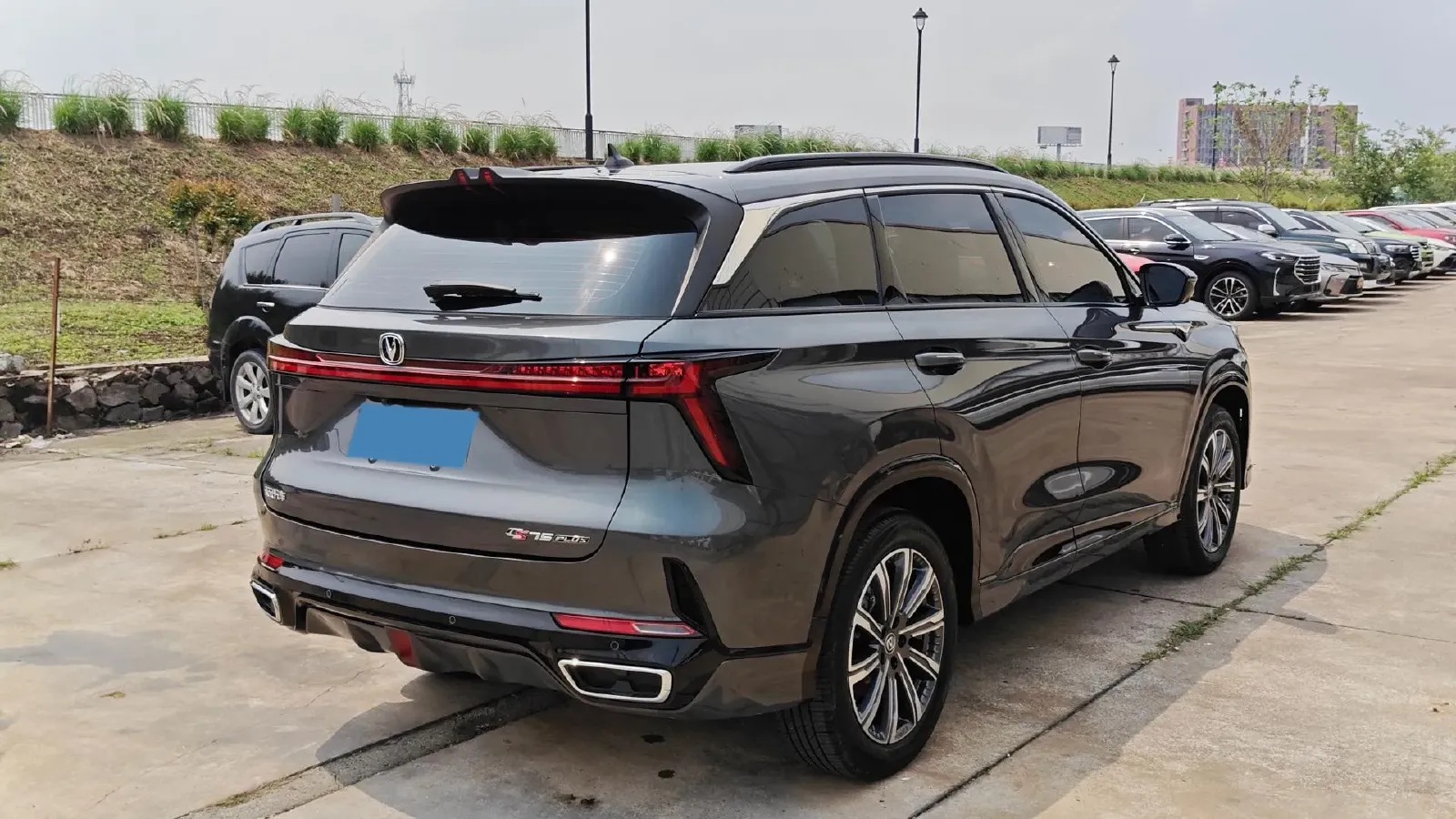 2024 ChangAn CS75 Plus 1.5T 188HP L4 8AT,autocango,china used car exporter,china ev exporter,chinese used car exporter,chinese used ev exporter